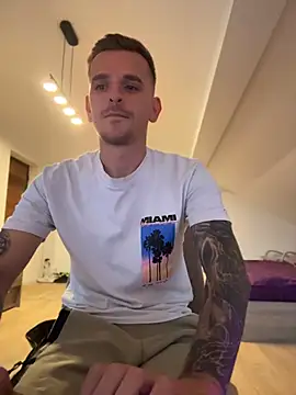 Huge_cock22cm webcam show
