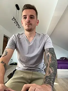 Huge_cock22cm Webcam show