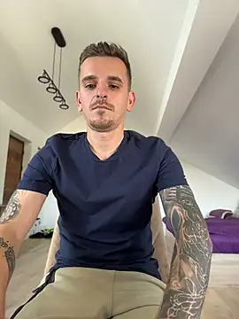 Huge_cock22cm 웹캠 쇼