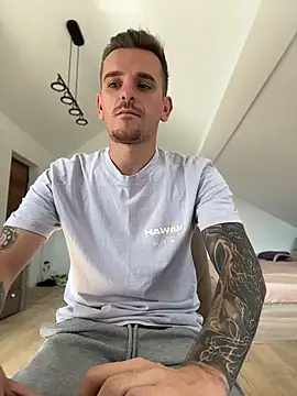 Вебкам-шоу Huge_cock22cm