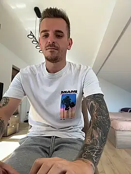 Show Webcam de Huge_cock22cm