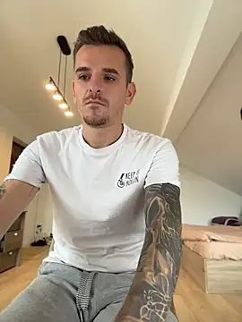 Huge_cock22cm Webcam show