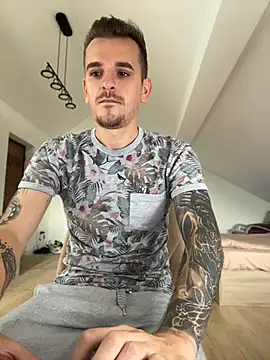 Huge_cock22cm Webcam-Show