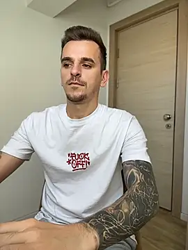 הופעת וובקאם של Huge_cock22cm