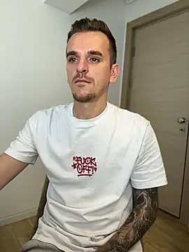 Huge_cock22cm Show in webcam