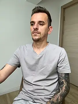 Huge_cock22cmn Webbikameraesitys