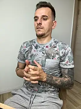 Huge_cock22cm: вебкам-шоу