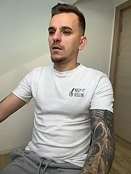Huge_cock22cm 웹캠 쇼