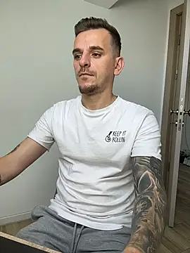 Huge_cock22cm Show Webcam