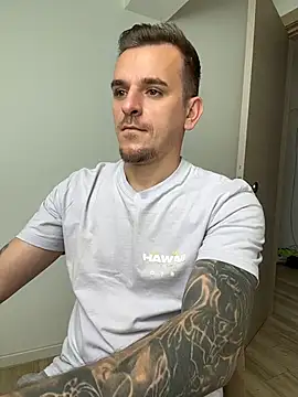 Huge_cock22cm Webcam-Show