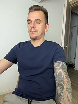 Huge_cock22cm 웹캠 쇼