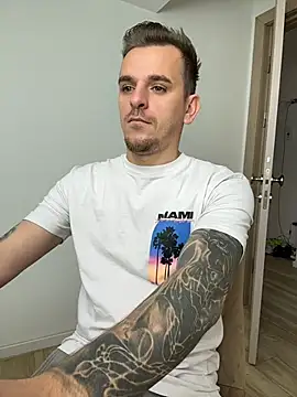 Show de Huge_cock22cm na webcam