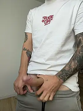 Huge_cock22cm Webcam show