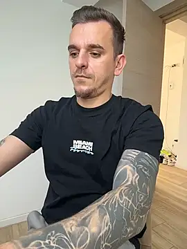 โชว์เว็บแคมของ Huge_cock22cm