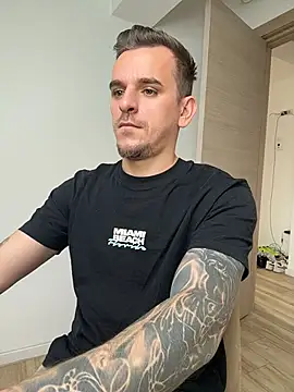 Huge_cock22cm Шоу с уебкамера