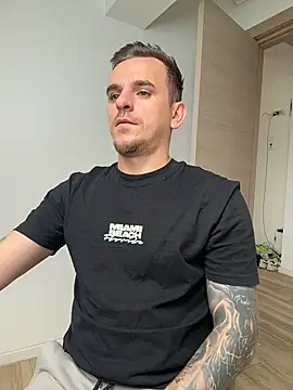 Huge_cock22cm – webcam-show