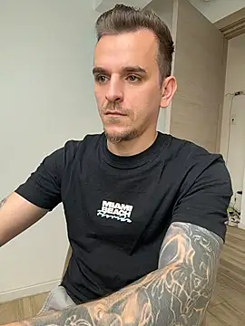 Вебкам-шоу Huge_cock22cm