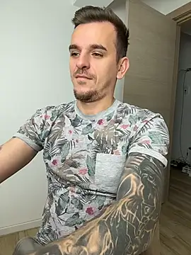 Huge_cock22cm Webcam show