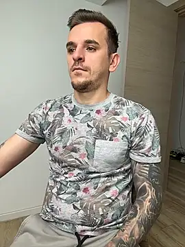 Huge_cock22cm Webcam-Show