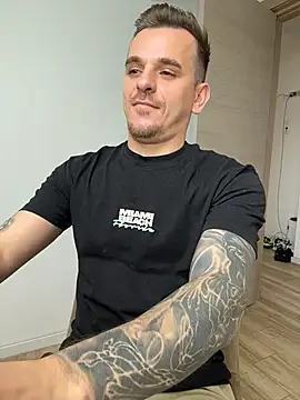 Huge_cock22cm Webcamshow