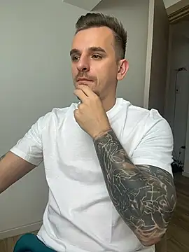 Huge_cock22cm 웹캠 쇼