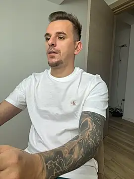 Huge_cock22cm Webcamshow