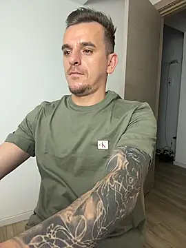 Huge_cock22cm Webcamshow