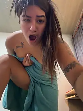 הופעת וובקאם של Little_Gaby_