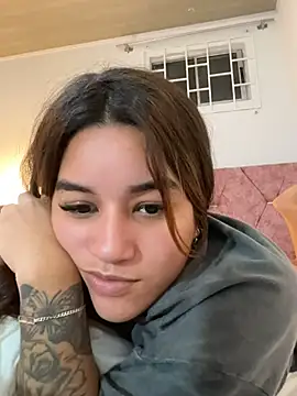 Show de Little_Gaby_ na webcam