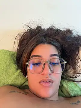 Little_Gaby_ Show in webcam
