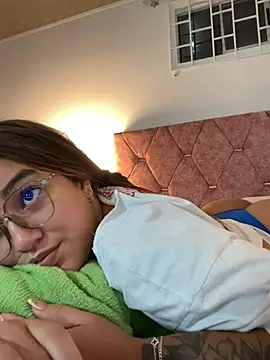Little_Gaby_ Live XXX-chat