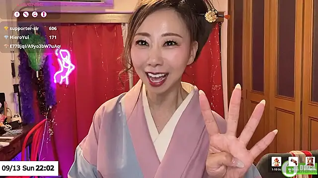 ERIKA-JP-168130's Live XXX Chat