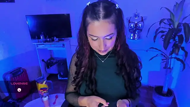 LucyStrike_'s Webcam Show