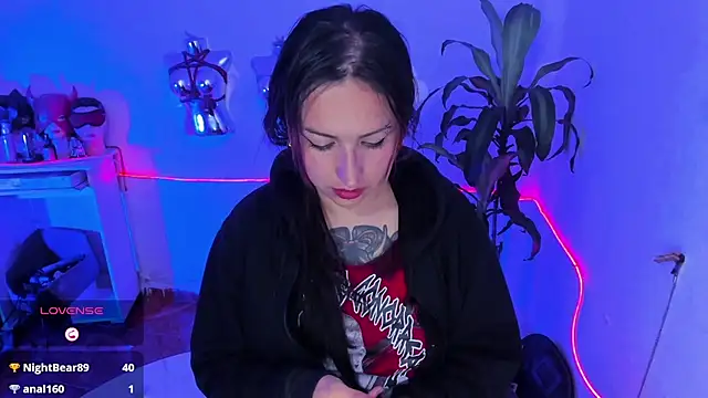عرض كام LucyStrike_
