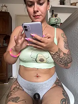 Luccreccia_ Chat XXX live