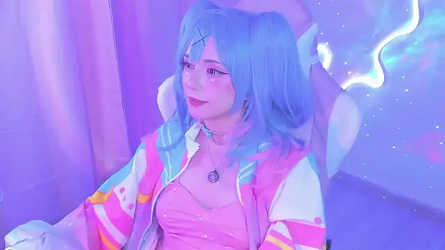 HoornyMoonのウェブカメラショー