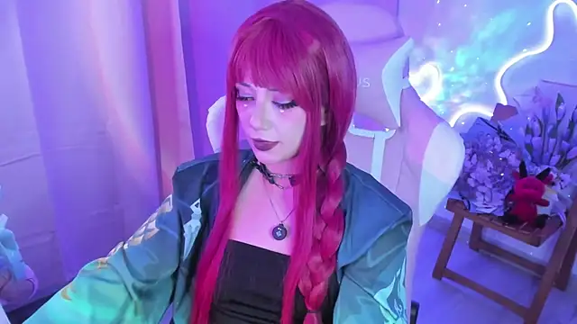 HoornyMoon's Live XXX Chat