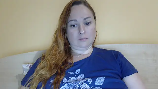 XXX chat uživo modela Foxy_Kate3333