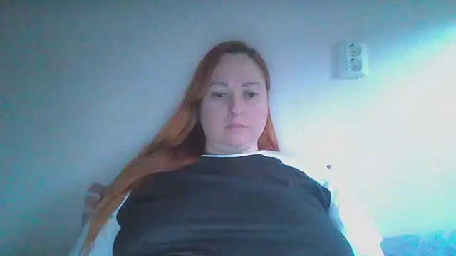 Show modela Foxy_Kate3333 na web-kameri