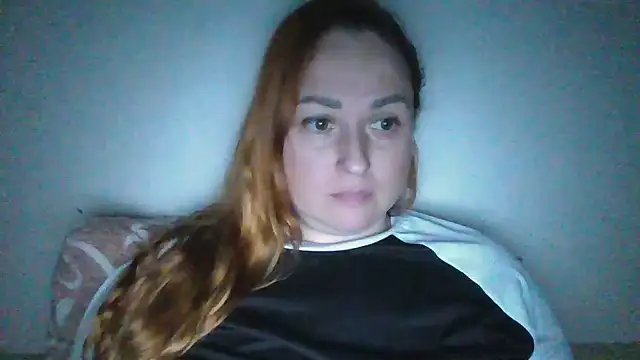 Foxy_Kate3333: διαδικτυακό σόου στην κάμερα