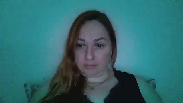 Show modela Foxy_Kate3333 na web-kameri