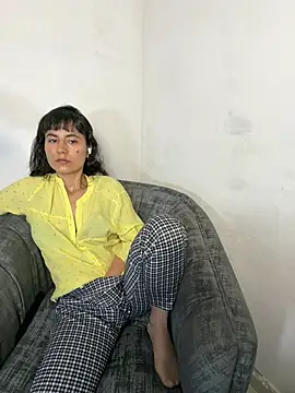 Chat +18 de kanela3434 ao vivo