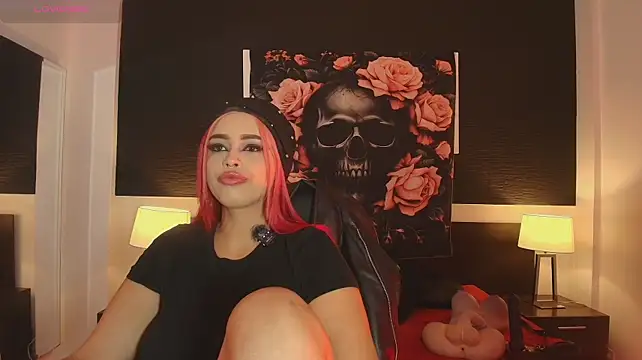 EvaaFoxxy1 – Naživo XXX chat