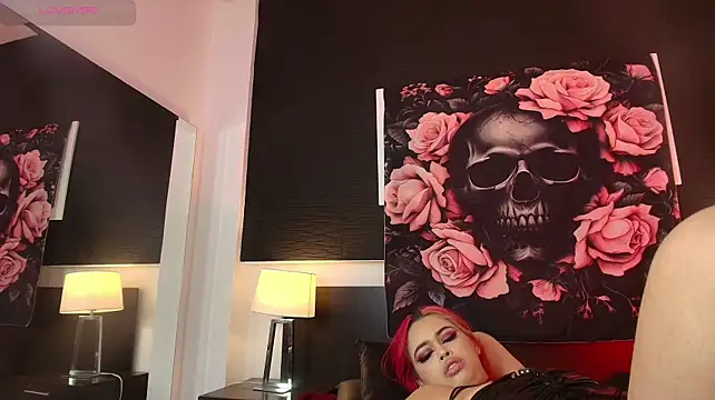 EvaaFoxxy1 live XXX chat