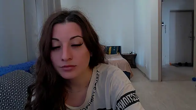 צ'אט XXX בשידור חי של Helen_Adams_