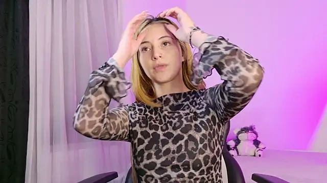 annie_mora Chat XXX in diretta