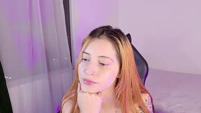 annie_mora's Live XXX Chat