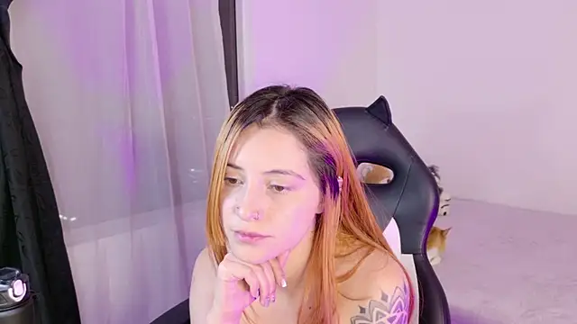 annie_mora's Live XXX Chat