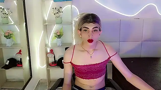 Daniela_Pink_ Show in webcam