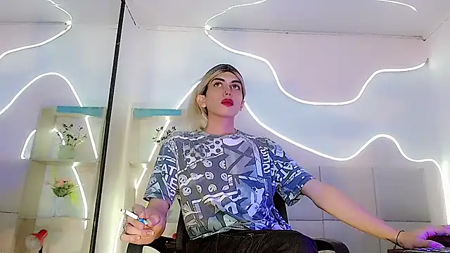 Daniela_Pink_ Show in webcam